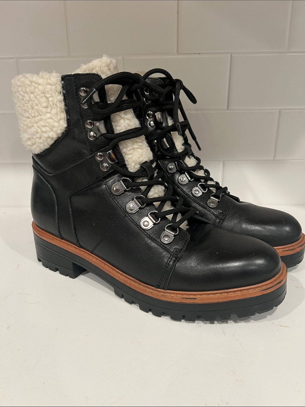 Women's Marc Fisher Black Leather Lace-Up Ankle Boots with Sherpa Collar